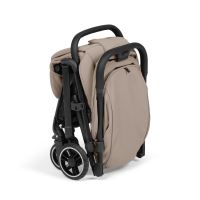 Hauck Cestovní kočár Fly N Care s funkcí automatického skládání Mocha (7)